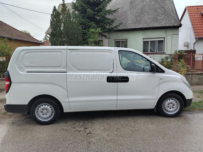 HYUNDAI H-1