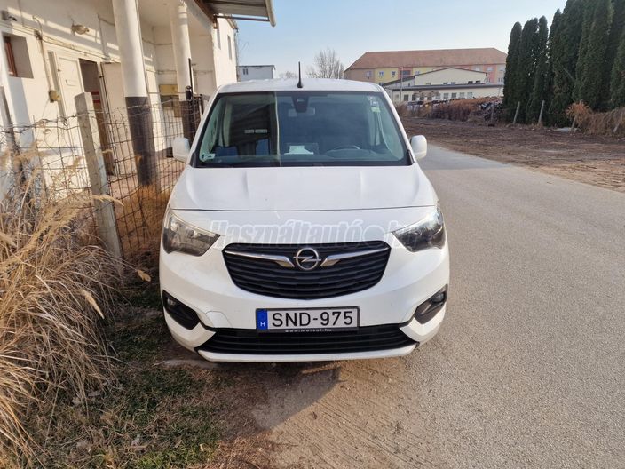 OPEL COMBO Cargo 1.5 DTH L2H1 2.4t Enjoy Start&Stop (3 személyes )