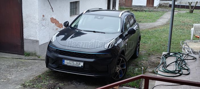 LYNK & CO 01