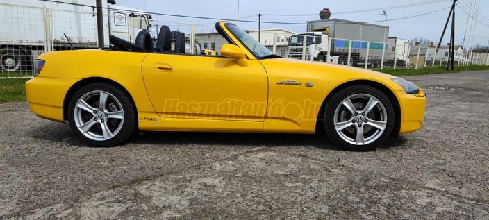 HONDA S 2000