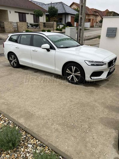 VOLVO V60 2.0 [B3] MHEV Inscription Geartronic