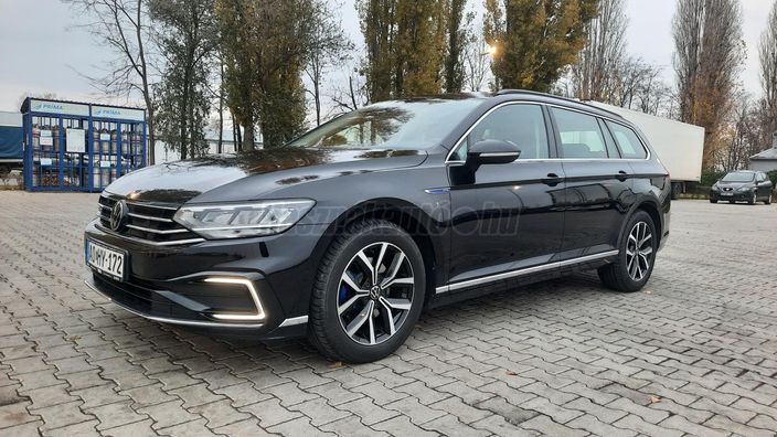 VOLKSWAGEN PASSAT Variant 1.4 TSI GTE Plug-In-Hybrid DSG