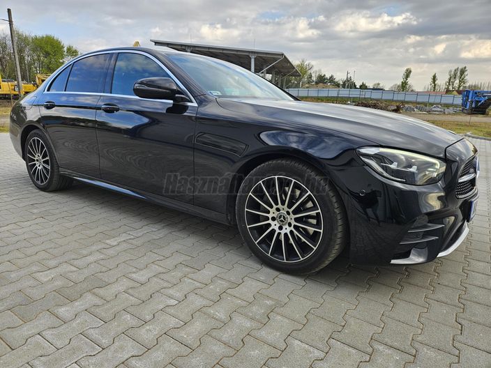 MERCEDES-BENZ E 220 d 4Matic 9G-TRONIC