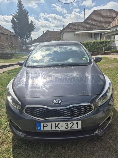 KIA CEE'D 1.6 GDI Summer Edition