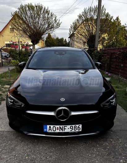 MERCEDES-BENZ CLA 200 d AMG Line 8G-DCT