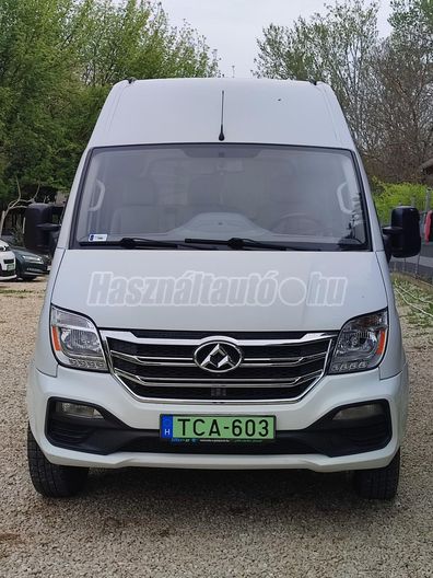 MAXUS EV80
