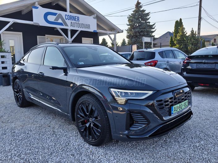 AUDI Q8 e-tron Sportback 55 S line quattro (Automata)