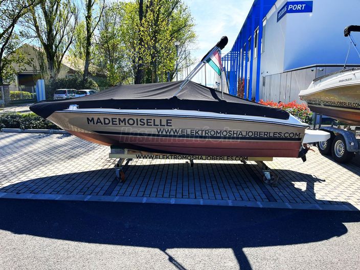 BAYLINER E16