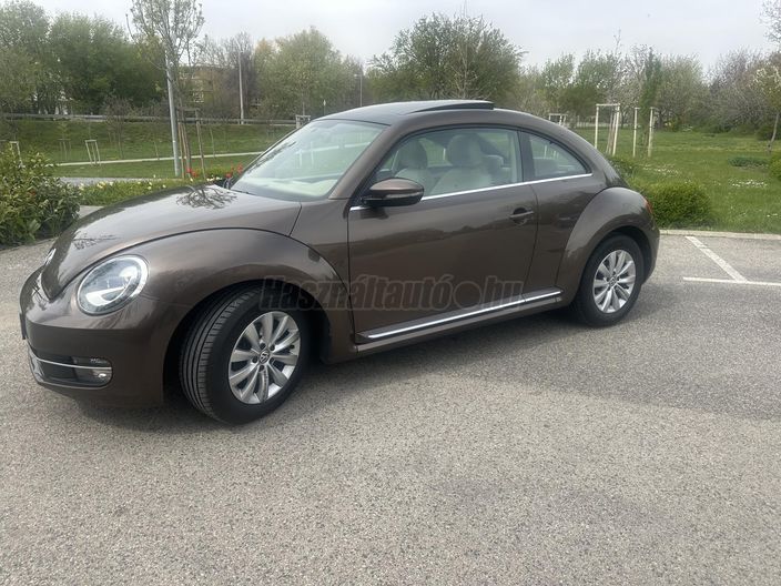 VOLKSWAGEN BEETLE
