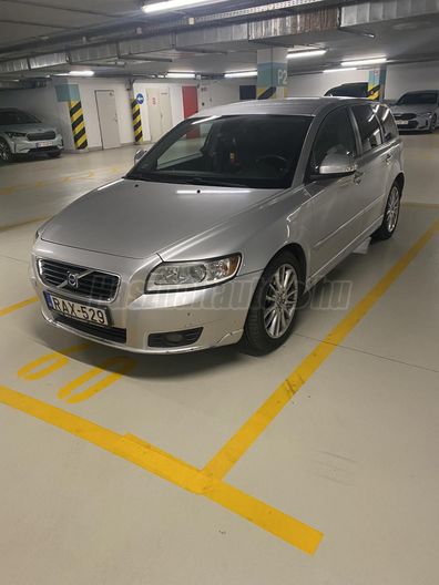 VOLVO V50 2.0 D Momentum Powershift