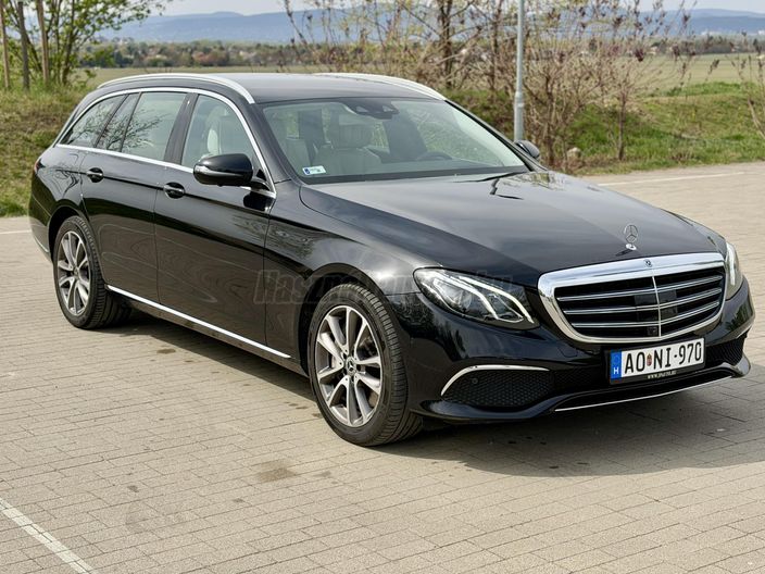 MERCEDES-BENZ E 400 d T 9G-TRONIC