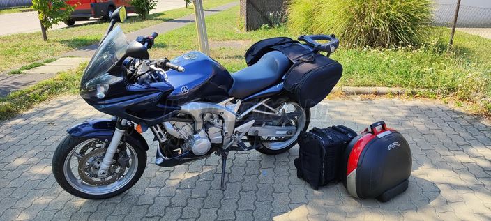 YAMAHA FZ6-S (FAZER)