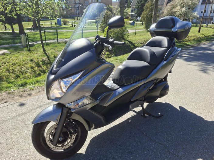 HONDA SW-T 400