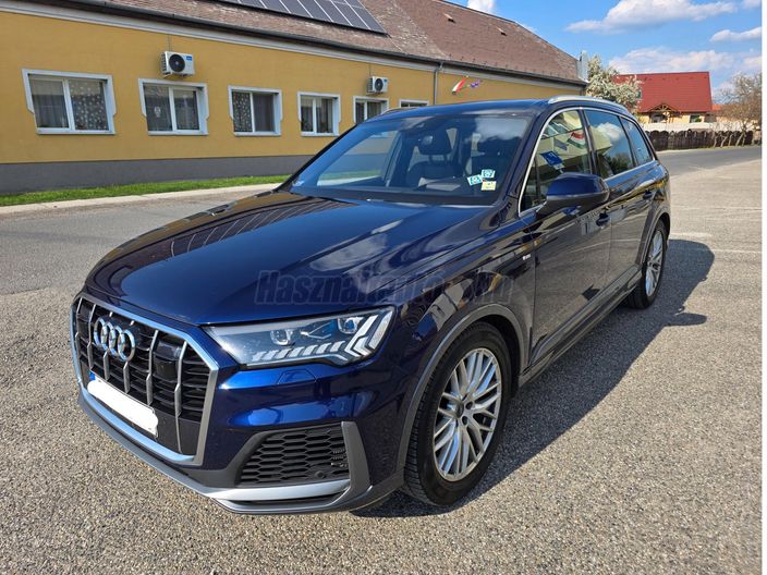 AUDI Q7 50 TDI S line quattro Tiptronic ic [7 személy]