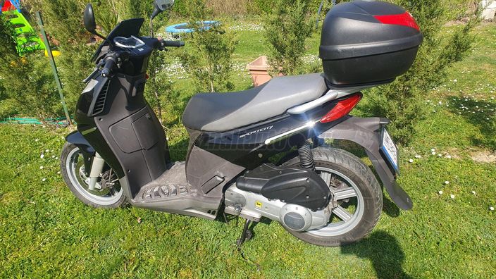 APRILIA SPORTCITY 250IE