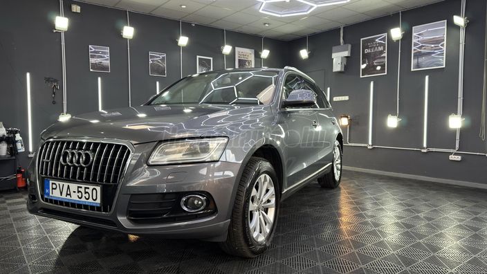 AUDI Q5 3.0 TDI quattro S-tronic