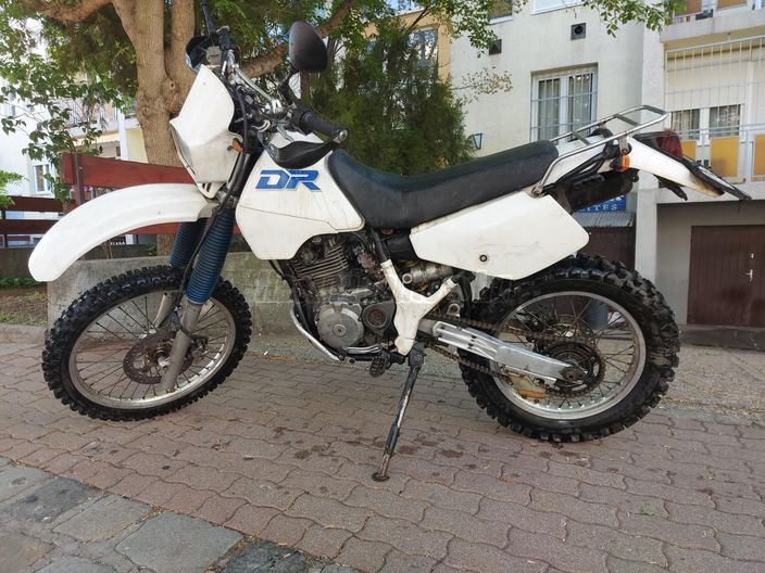SUZUKI DR 350 S