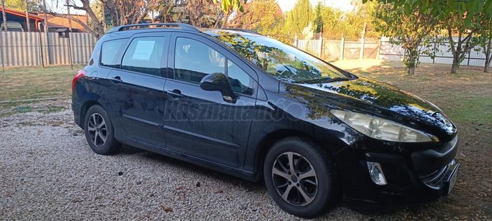 PEUGEOT 308 1.6 HDi Confort Pack