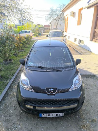 PEUGEOT 107 1.0 Active