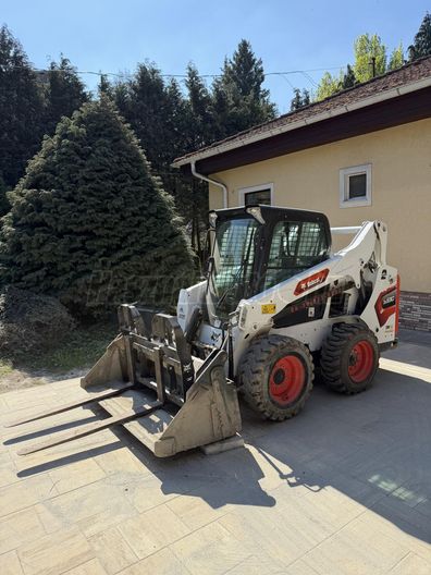 BOBCAT S590