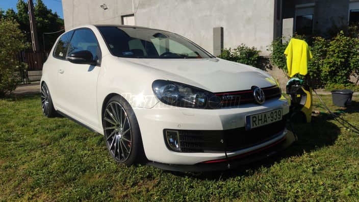 VOLKSWAGEN GOLF VI 2.0 TSI GTI
