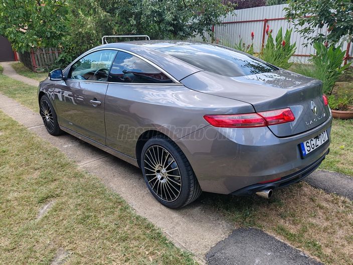 RENAULT LAGUNA 2.0 dCi Black Edition