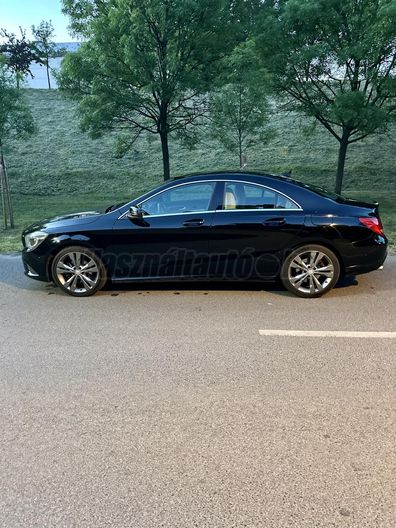 MERCEDES-BENZ CLA 180 Urban