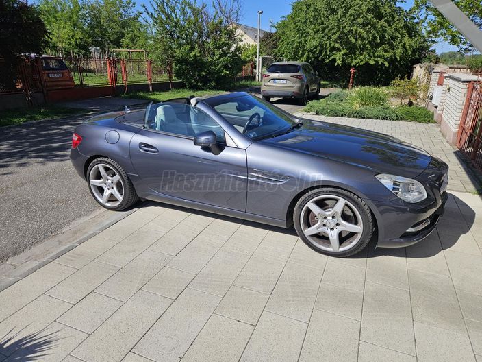 MERCEDES-BENZ SLK 350 (Automata)