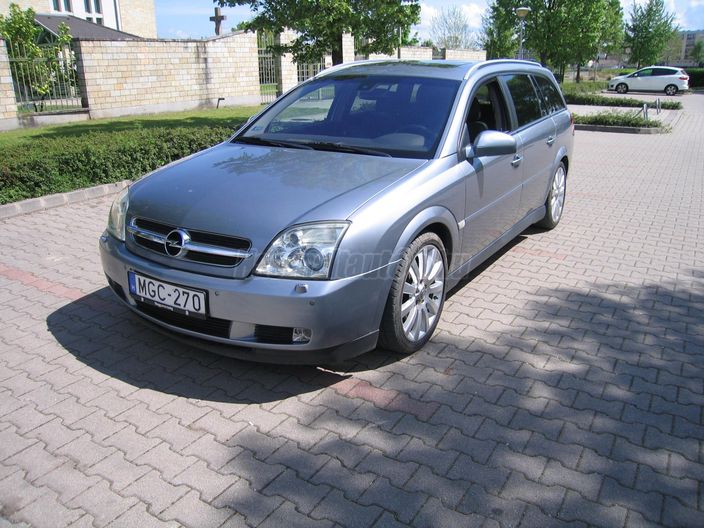 OPEL VECTRA 3.0 V6 CDTI GTS