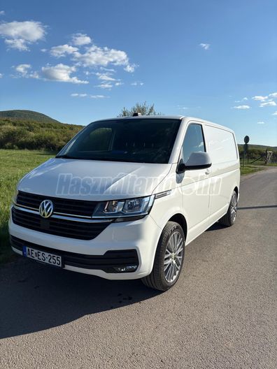VOLKSWAGEN TRANSPORTER T6 2.0 TDi BMT DSG HT (3 személyes )