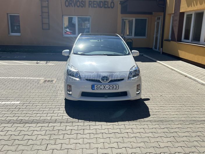 TOYOTA PRIUS 1.8 HSD Premium (Automata)