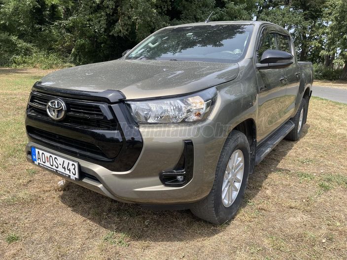 TOYOTA HILUX 2.4 D-4D 4x4 Double Live Plus