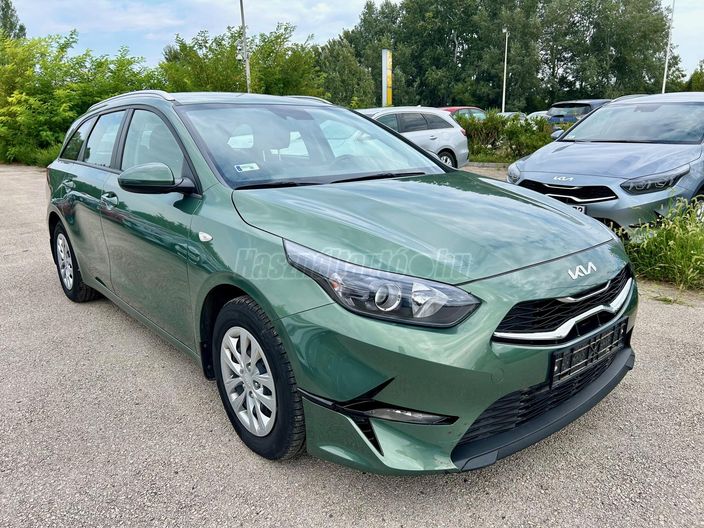 Kia Ceed SW SILVER 1.5 T-GDI MT6 :: Experience Green Metál
