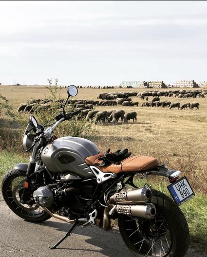 BMW R NINET