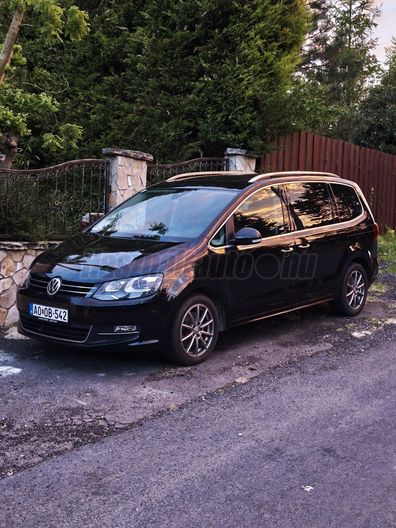 VOLKSWAGEN SHARAN 2.0 TDI BMT SCR Highline DSG