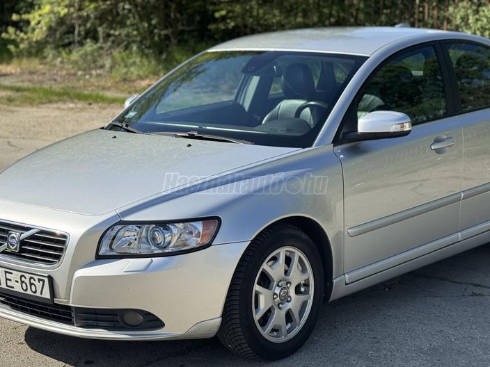 VOLVO S40 2.0 D Summum Powershift