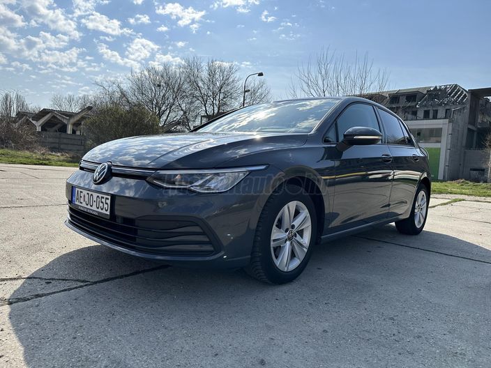 VOLKSWAGEN GOLF VIII 1.5 TSI ACT Life