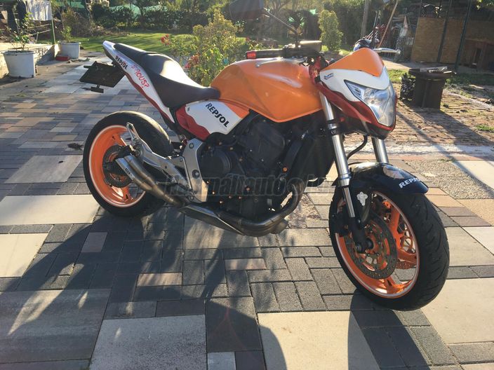 HONDA CB 600 F (HORNET)