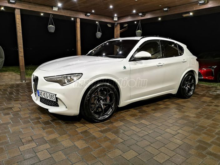 ALFA ROMEO STELVIO 2.9 T-V6 Quadrifoglio Q4 (Automata)