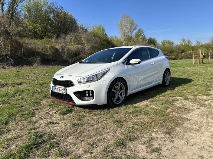 KIA PRO CEE'D 1.6 TGDI GT Base