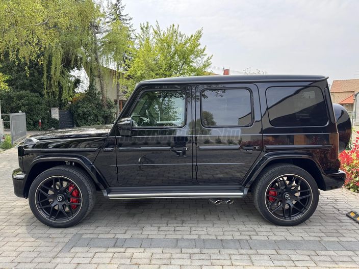 MERCEDES-AMG G 63