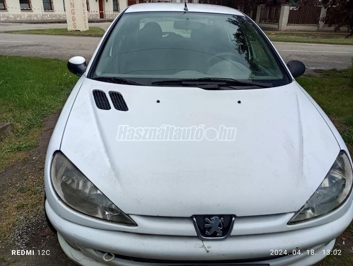 PEUGEOT 206 2.0 HDi XT