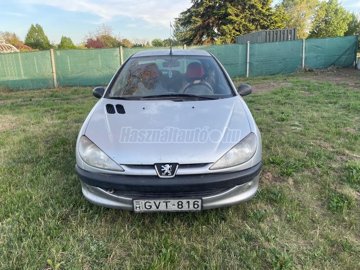 PEUGEOT 206 1.9 D XT