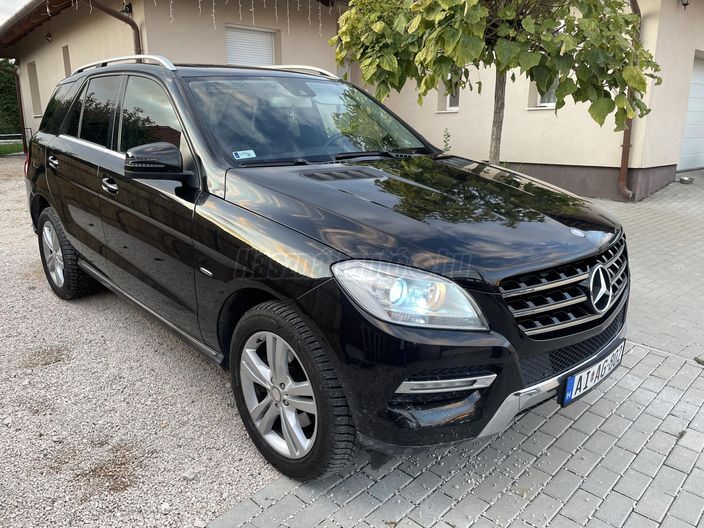 MERCEDES-BENZ ML-OSZTÁLY ML 350 BlueTEC (Automata)