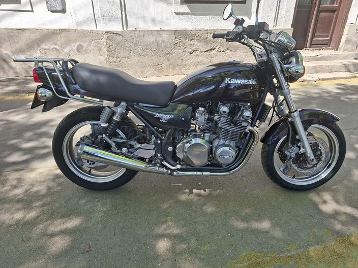 KAWASAKI ZR 750 C (ZEPHYR)