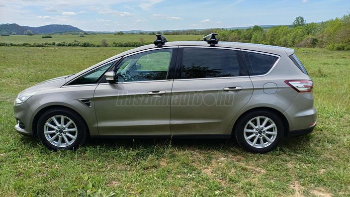 FORD S-MAX 2.0 TDCi Titanium AWD Powershift [7 személy]