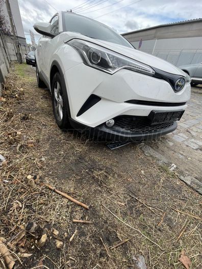 TOYOTA C-HR 1.8 Hybrid Active e-CVT