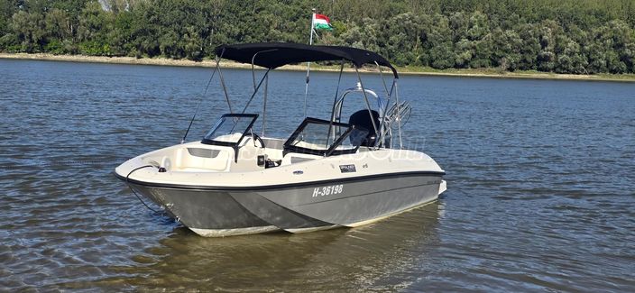 BAYLINER E5