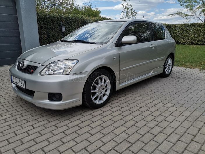 TOYOTA COROLLA 1.8 TS