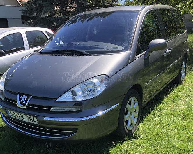 PEUGEOT 807